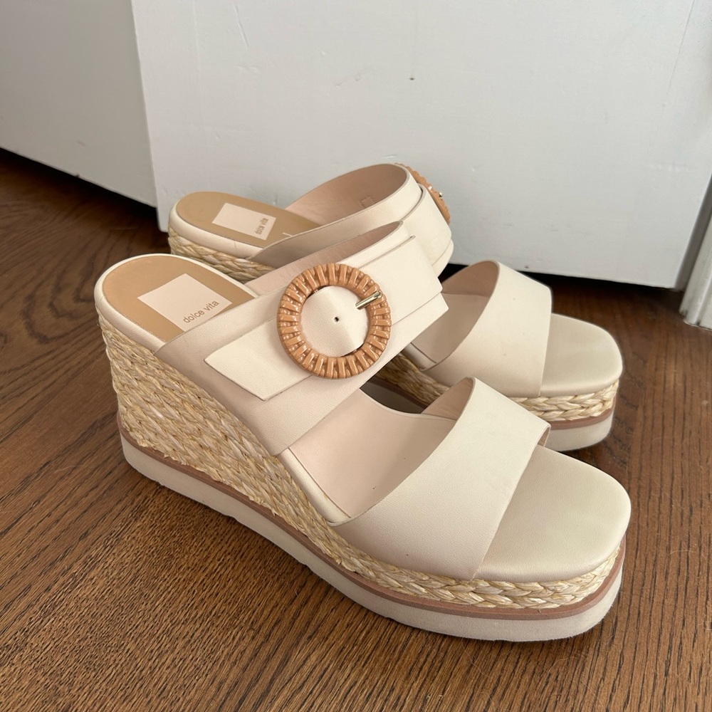 Dolce Vita Lauryn Cream Stella Wedge Sandal